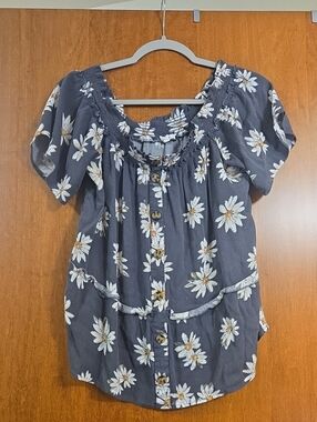 Maurices Gray Floral Off The Shoulder Blouse- Size Large